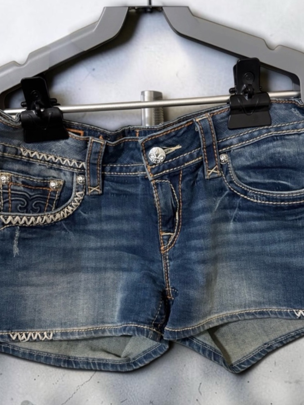 Rock Revival - Blue Denim “Jen Shorts” - Size: 29